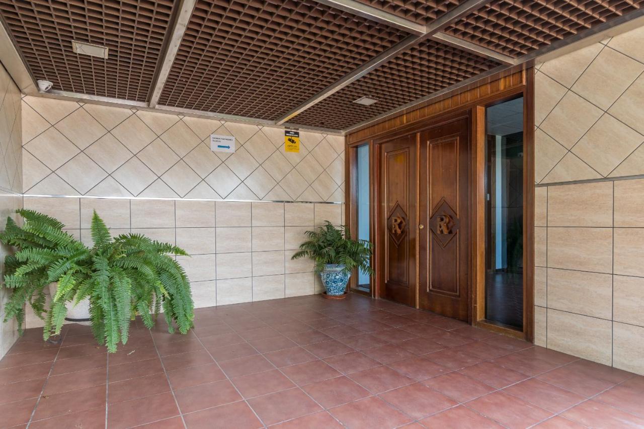 Suite Homes Hesperides Garden Beach Málaga Exteriör bild